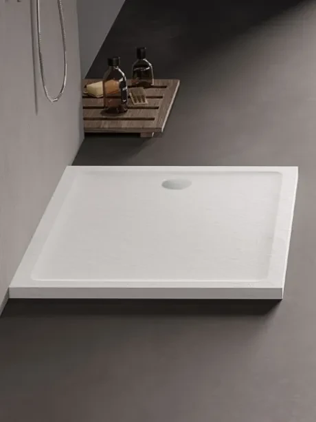 Mild Stone akrilinis dušo padėklas, stačiakampio formos, baltos spalvos, aukštis 4,5 cm